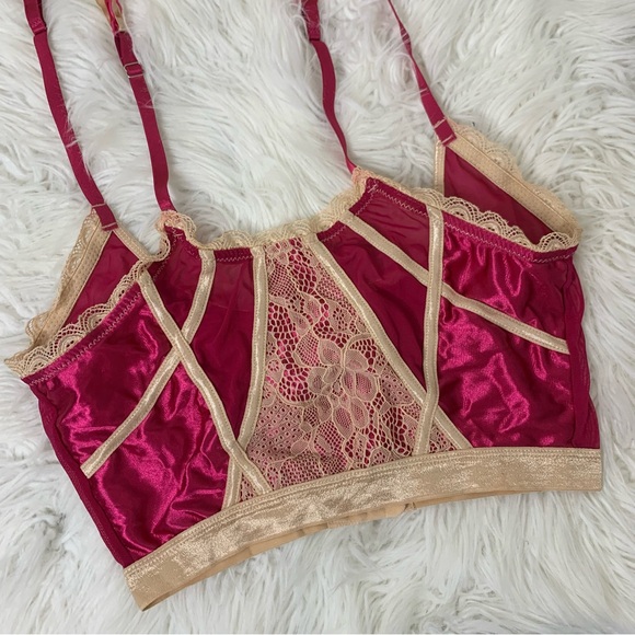 iCollection Elegant Lace Trim Satin Bralette S - Picture 2 of 4